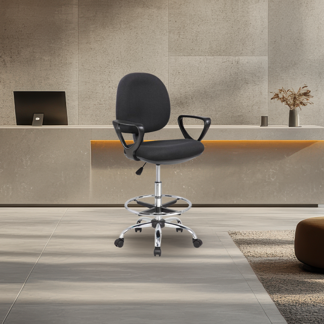 Silla SIT Cajero o Secretarial, tela de malla, alta con anillo para pie, neumático de altura. Color Negro, Peso: 250Lbs