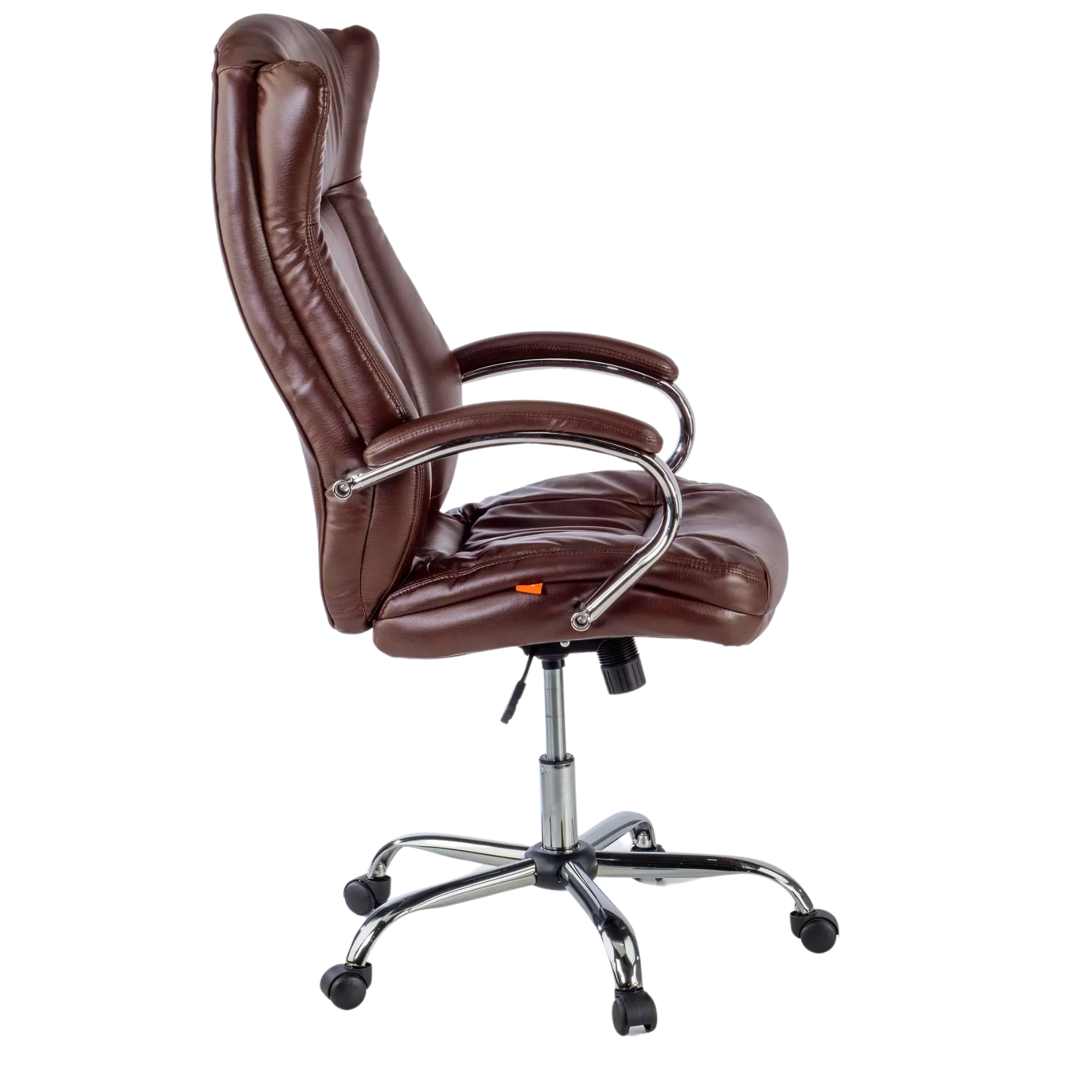 Silla SIT ejecutiva de respaldo alto mecanismo, base y apoyabrazos cromados, color marrón